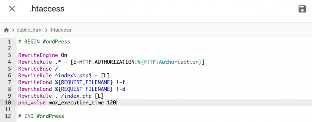 El contenido del archivo .htaccess en el gestor de archivos Hostinger. Se añade el código para aumentar el tiempo máximo de ejecución de PHP. 