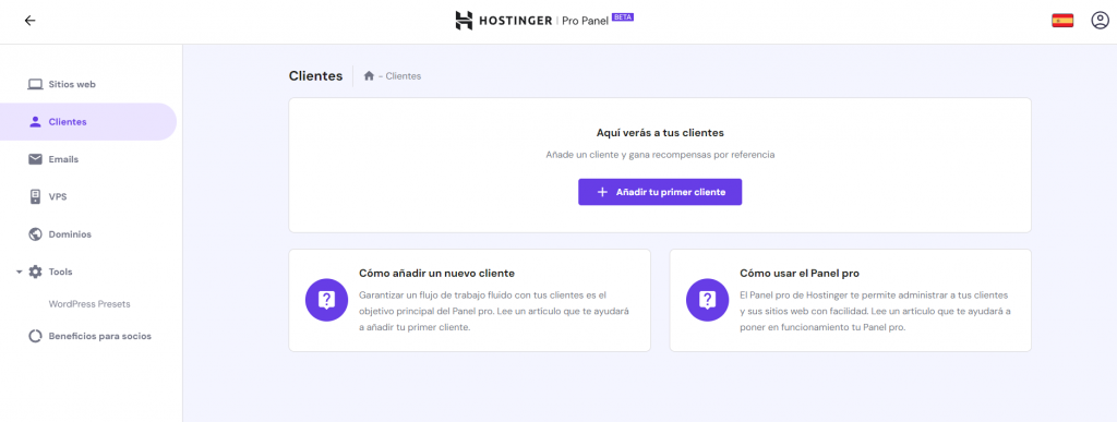 Añadir clientes en el Pro Panel de Hostinger.
